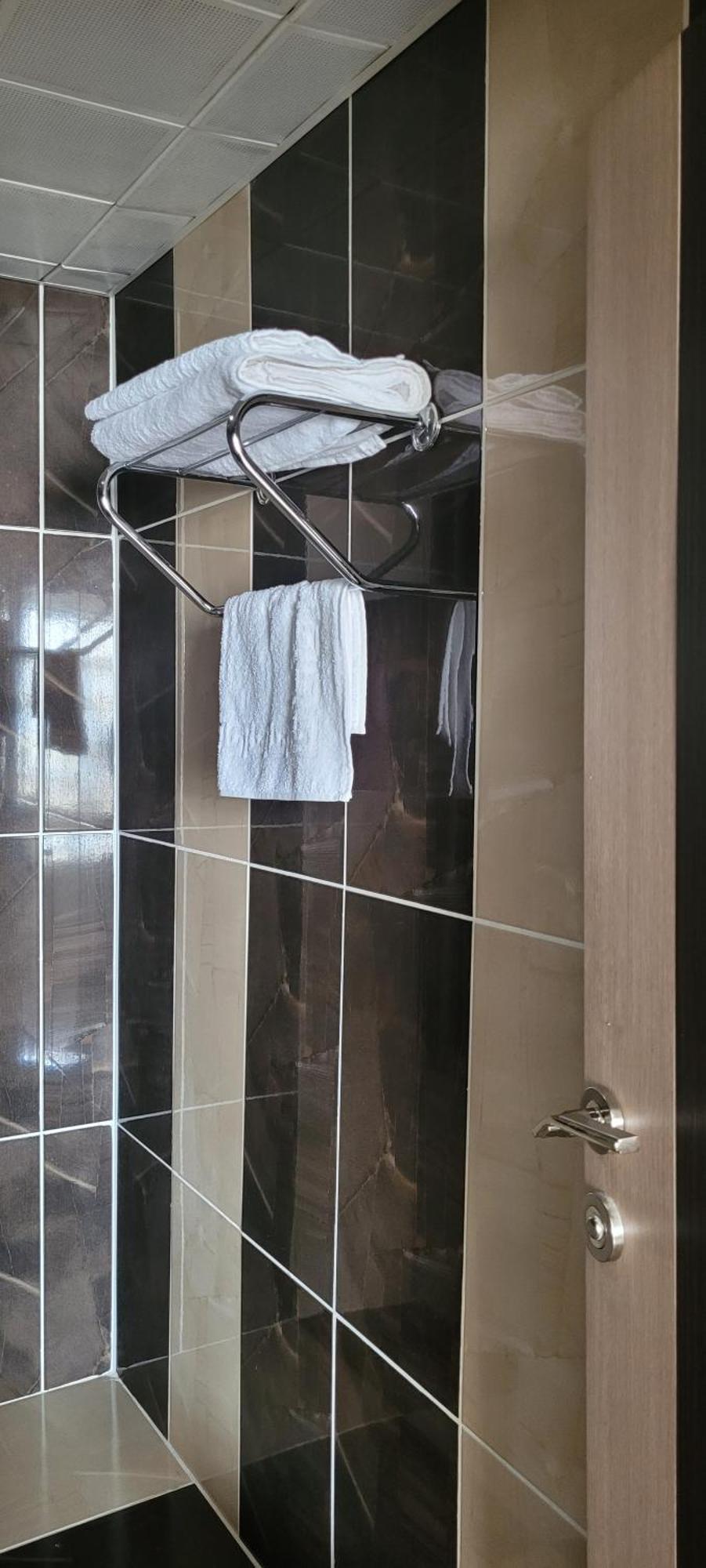 Guengoeren Hotel Kars Zewnętrze zdjęcie